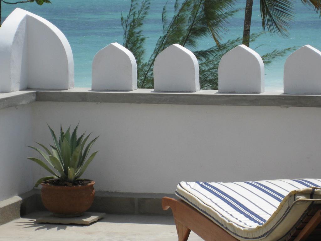 Lantana Galu Beach Diani Beach Exterior photo