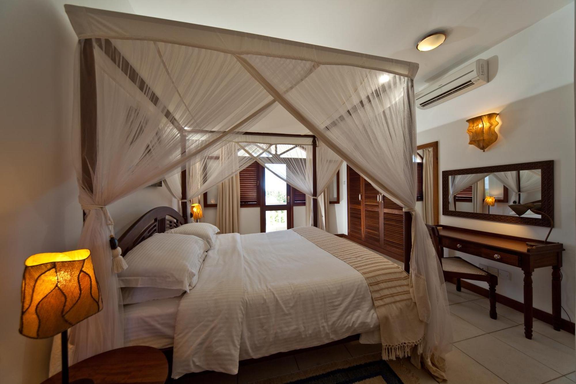 Lantana Galu Beach Diani Beach Room photo